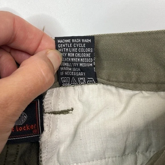 Vintage Footlocker Brown Cargo Shorts Size 32 Y2K 90s - Picture 8 of 8